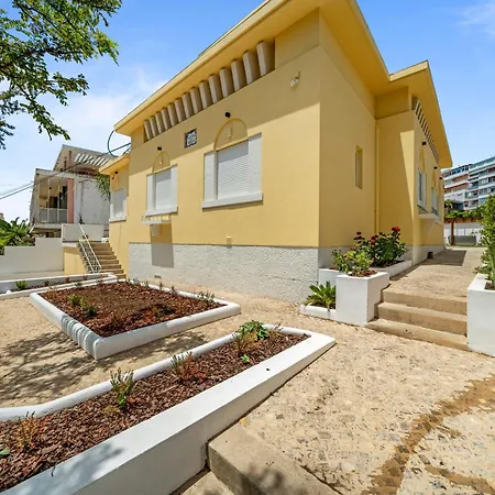 Πανσιόν Urban Bliss Boutique Φάρο