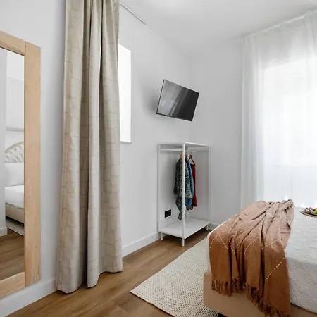 Urban Bliss Boutique 4*