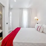 Urban Bliss Boutique 4*