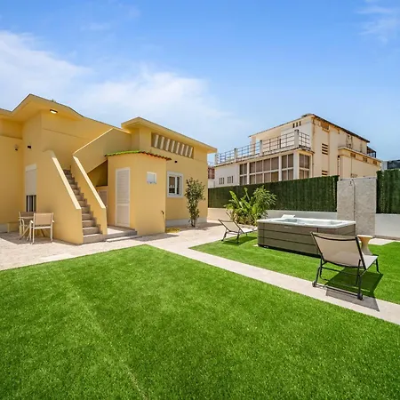 Urban Bliss Boutique 4*